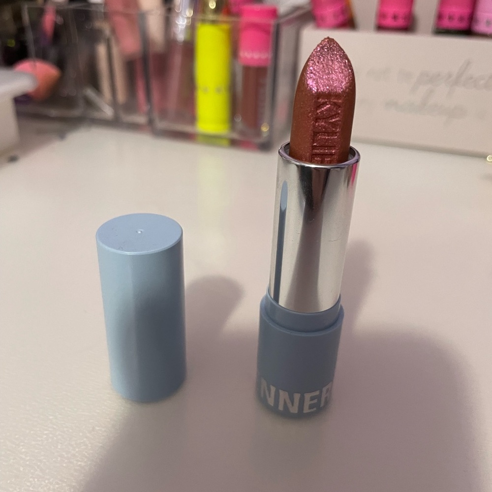 Kylie Cosmetics lipstick in shade stay cosy